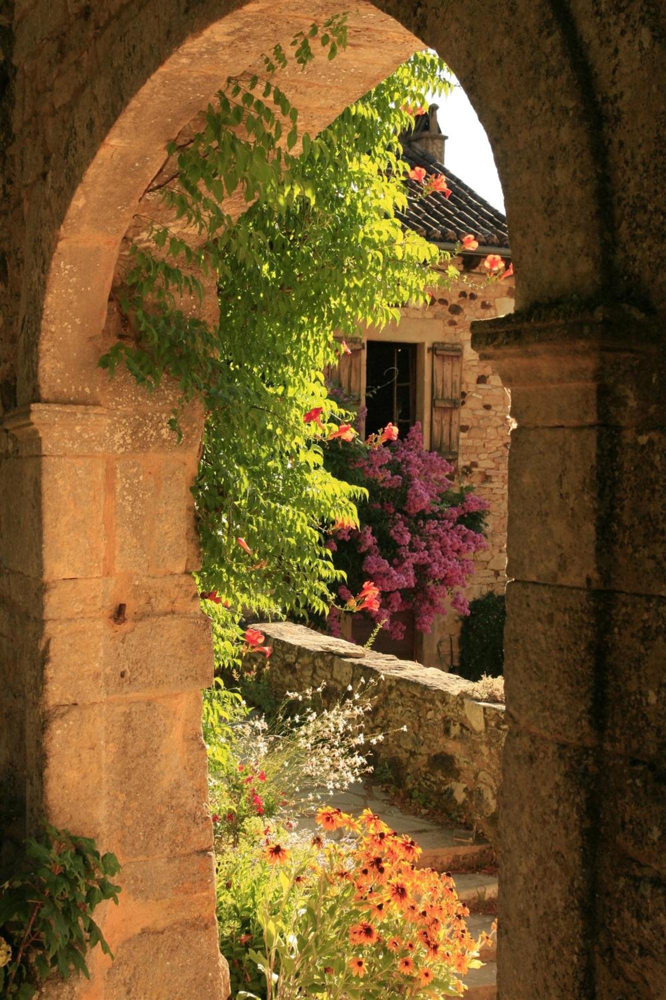 Domaine De Cournet Haut, A 17Th Century Property Set On A Calm, Idyllic Domain With Pool, Tennis, Bikes And More Les Vauries Екстер'єр фото