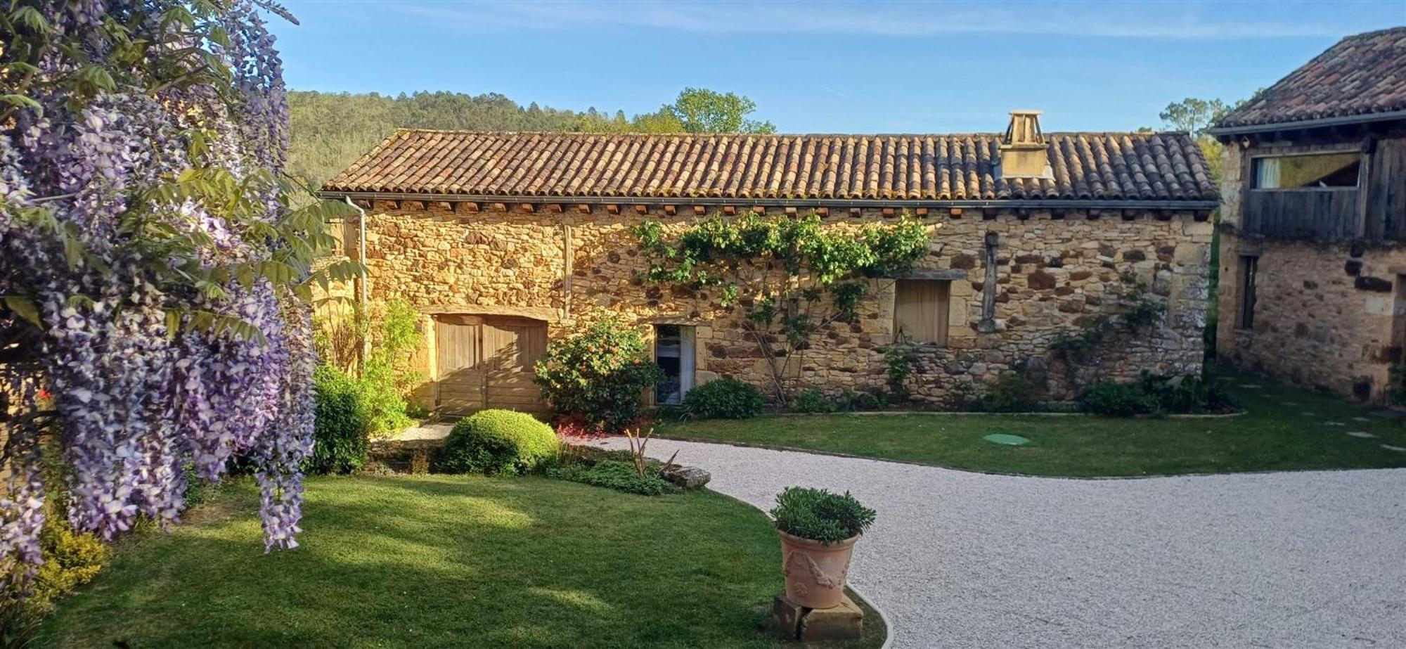Domaine De Cournet Haut, A 17Th Century Property Set On A Calm, Idyllic Domain With Pool, Tennis, Bikes And More Les Vauries Екстер'єр фото