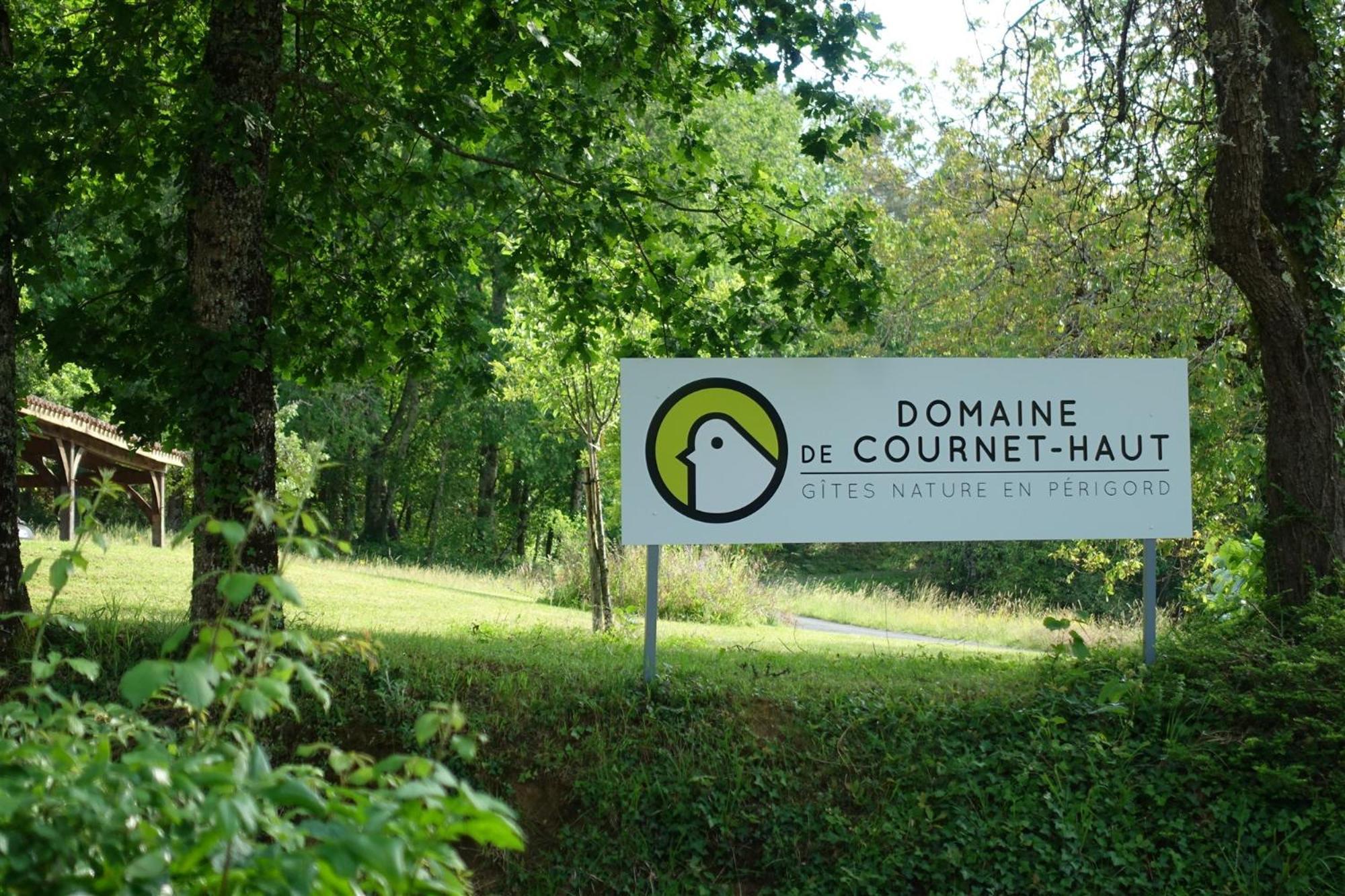 Domaine De Cournet Haut, A 17Th Century Property Set On A Calm, Idyllic Domain With Pool, Tennis, Bikes And More Les Vauries Екстер'єр фото