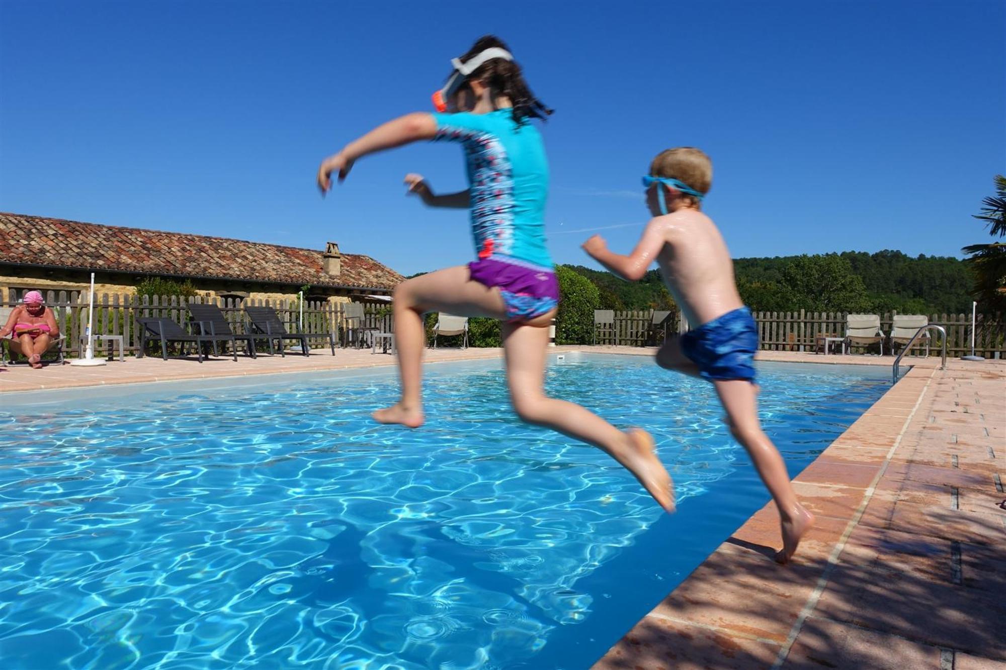Domaine De Cournet Haut, A 17Th Century Property Set On A Calm, Idyllic Domain With Pool, Tennis, Bikes And More Les Vauries Екстер'єр фото